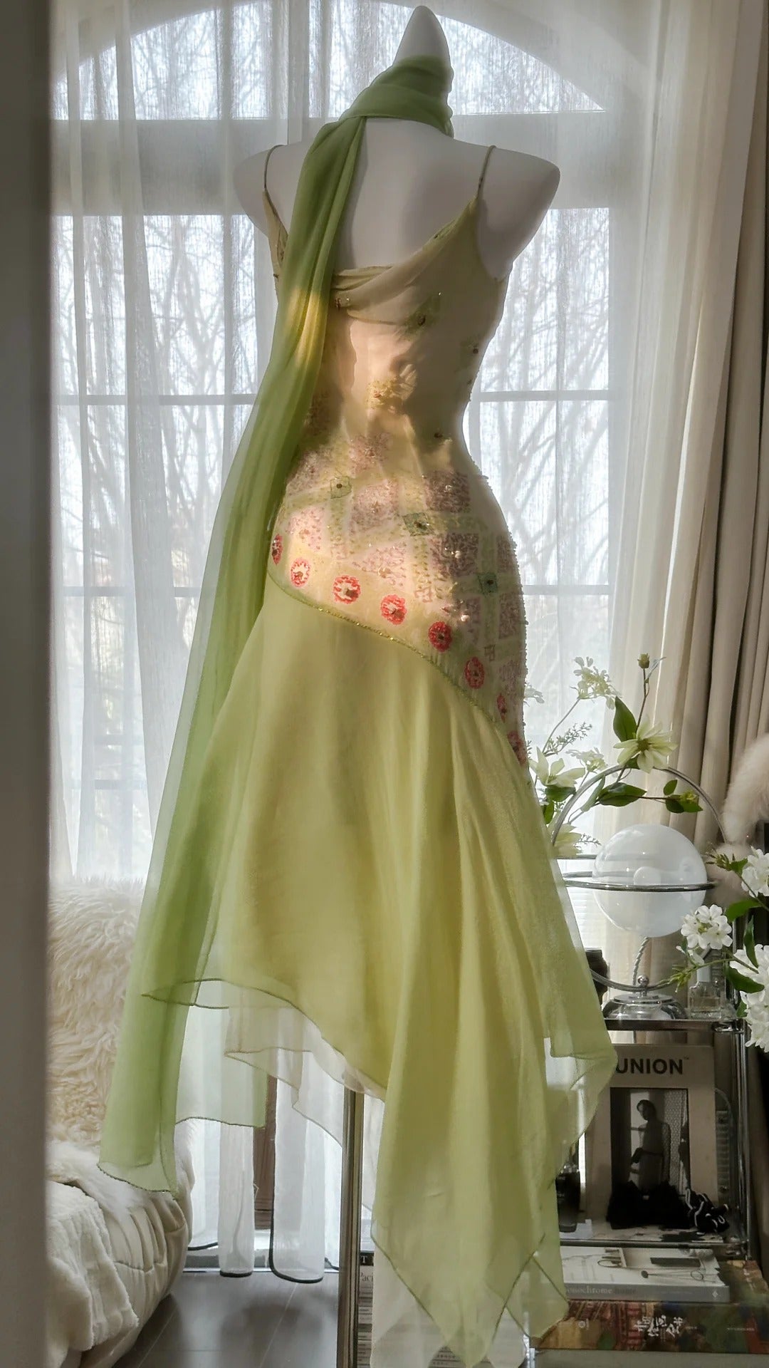 Green Elegant Romantic Delicate Floral Beading Spaghetti Strap Long Chiffon Homecoming Ball Gown Evening Dress Birthday/Wedding Guest/Holiday Party Dress Prom Dress HZ1023