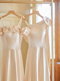 Champagne Color Gentle Elegant Fashion Retro Long Satin Ball Gown Evening Gown Wedding Guest Party Dress Bridesmaid Dress Prom Dress HZ1023