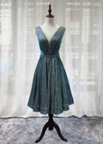 Gorgeous V-Neckline Knee Length New Style Bridesmaid Dress Charming Formal Dresses HZ1023