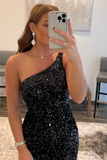 Black Sequins One-Shoulder Short Fitted Homecoming Dress HZ1023