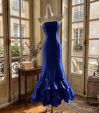 Classic Nighttime Attire for Elegant Affairs 1125